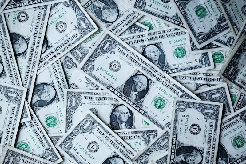 Cotisations URSSAF TNS 2026 : combien paie un indépendant ?